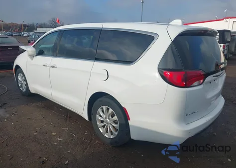 2018 Chrysler Pacifica Touring Plus z USA, uszkodzony, nr VIN 2C4RC1FG6JR165518